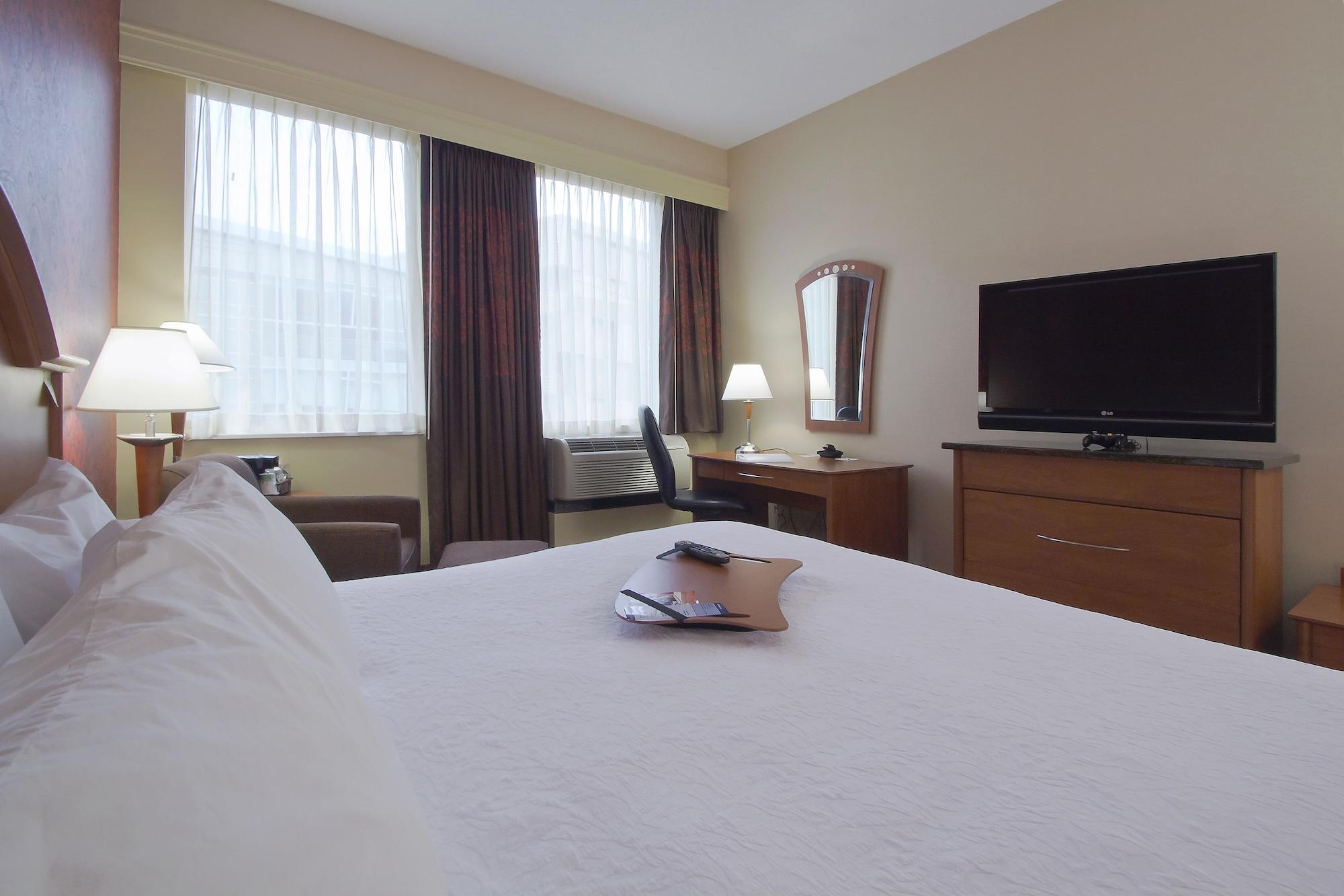 Hampton Inn & Suites Columbus-Downtown, Ohio Екстериор снимка