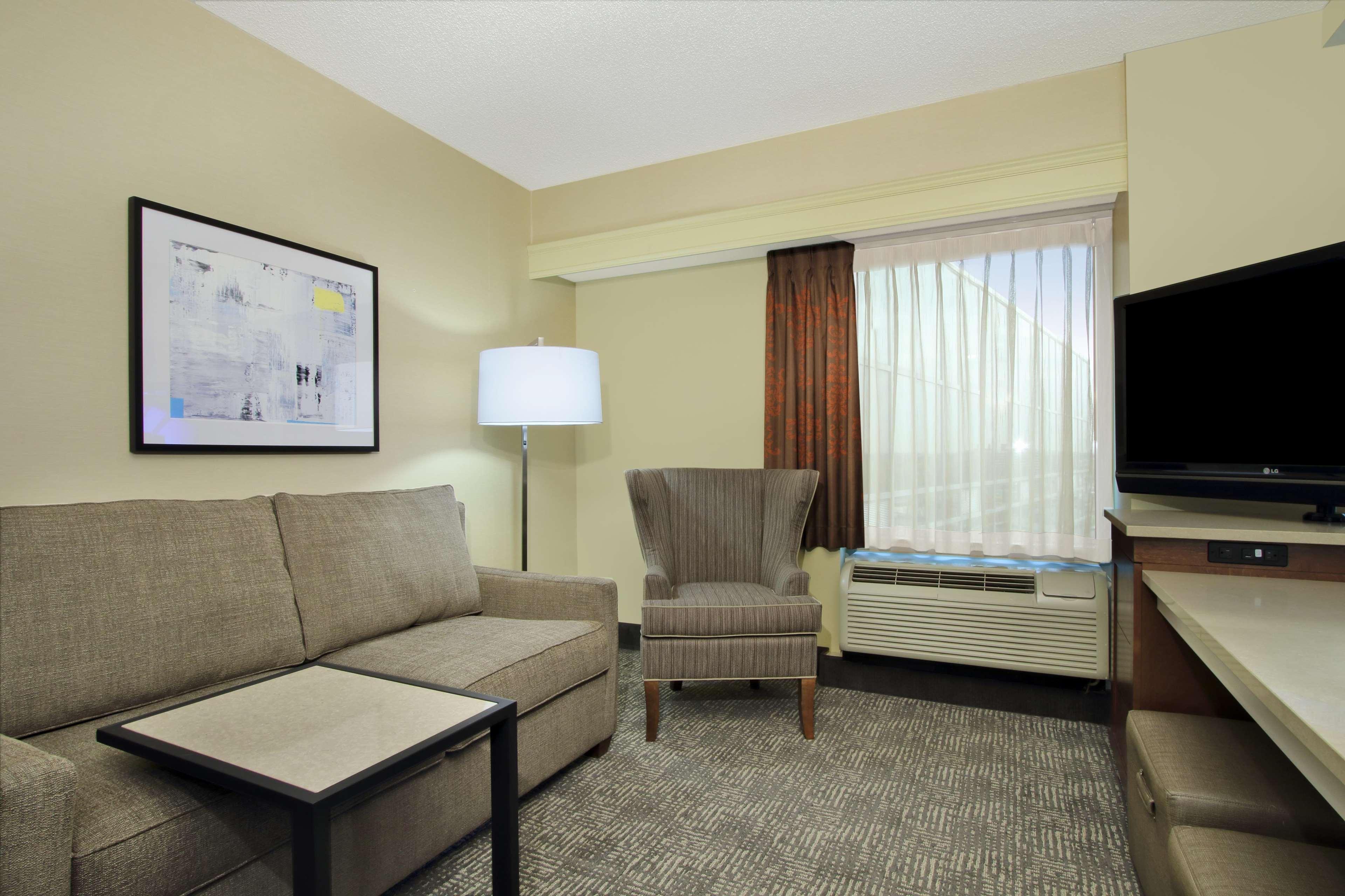 Hampton Inn & Suites Columbus-Downtown, Ohio Екстериор снимка