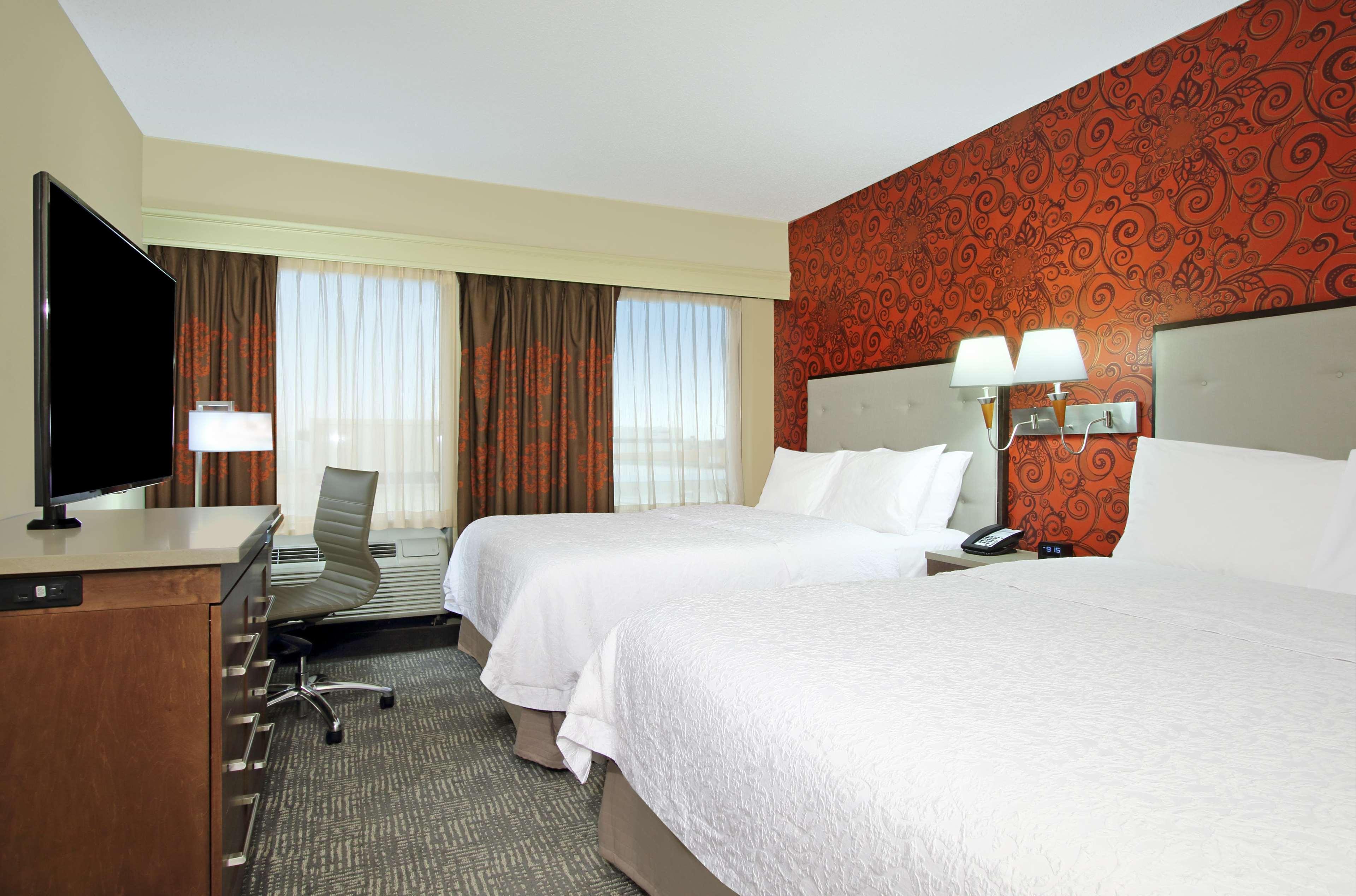 Hampton Inn & Suites Columbus-Downtown, Ohio Екстериор снимка