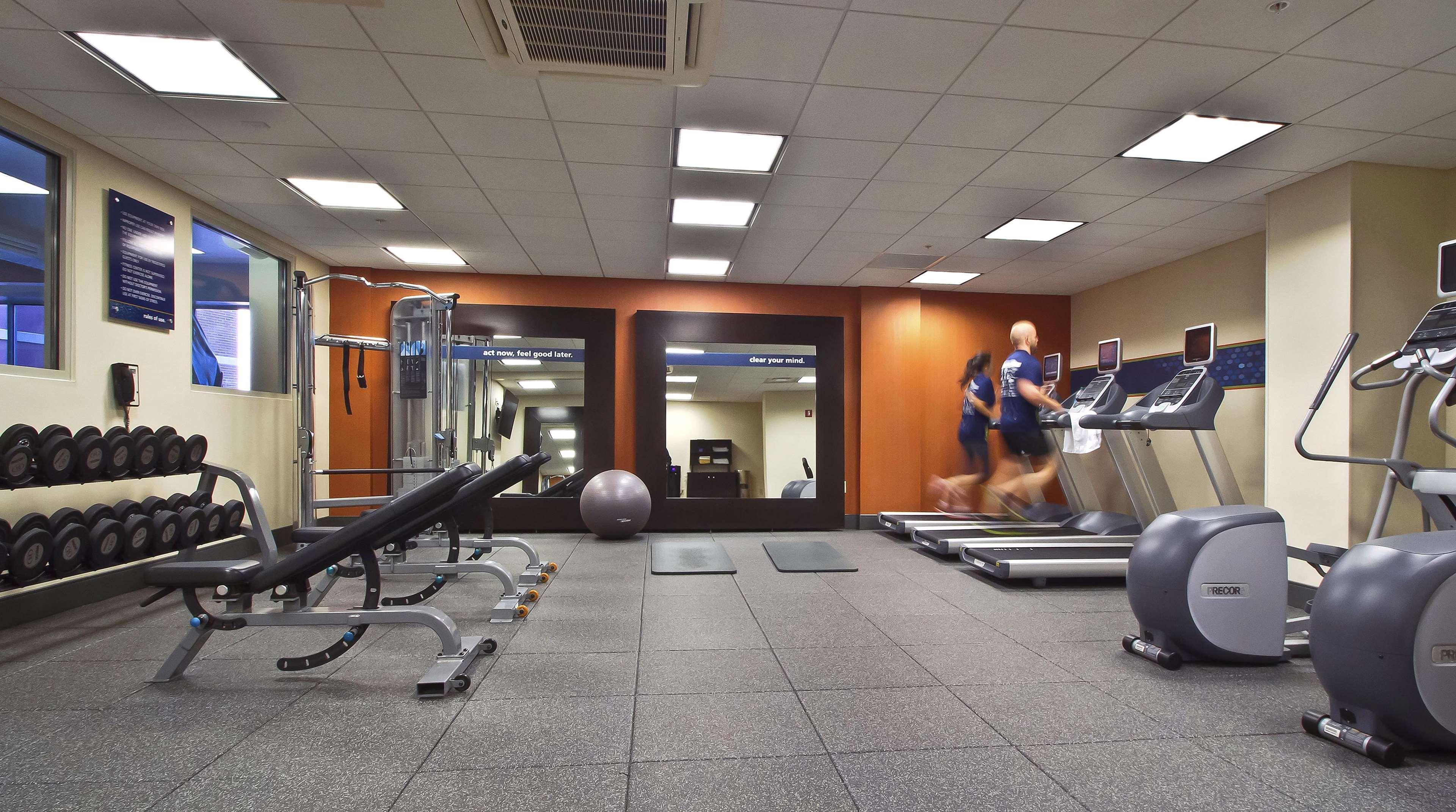 Hampton Inn & Suites Columbus-Downtown, Ohio Екстериор снимка