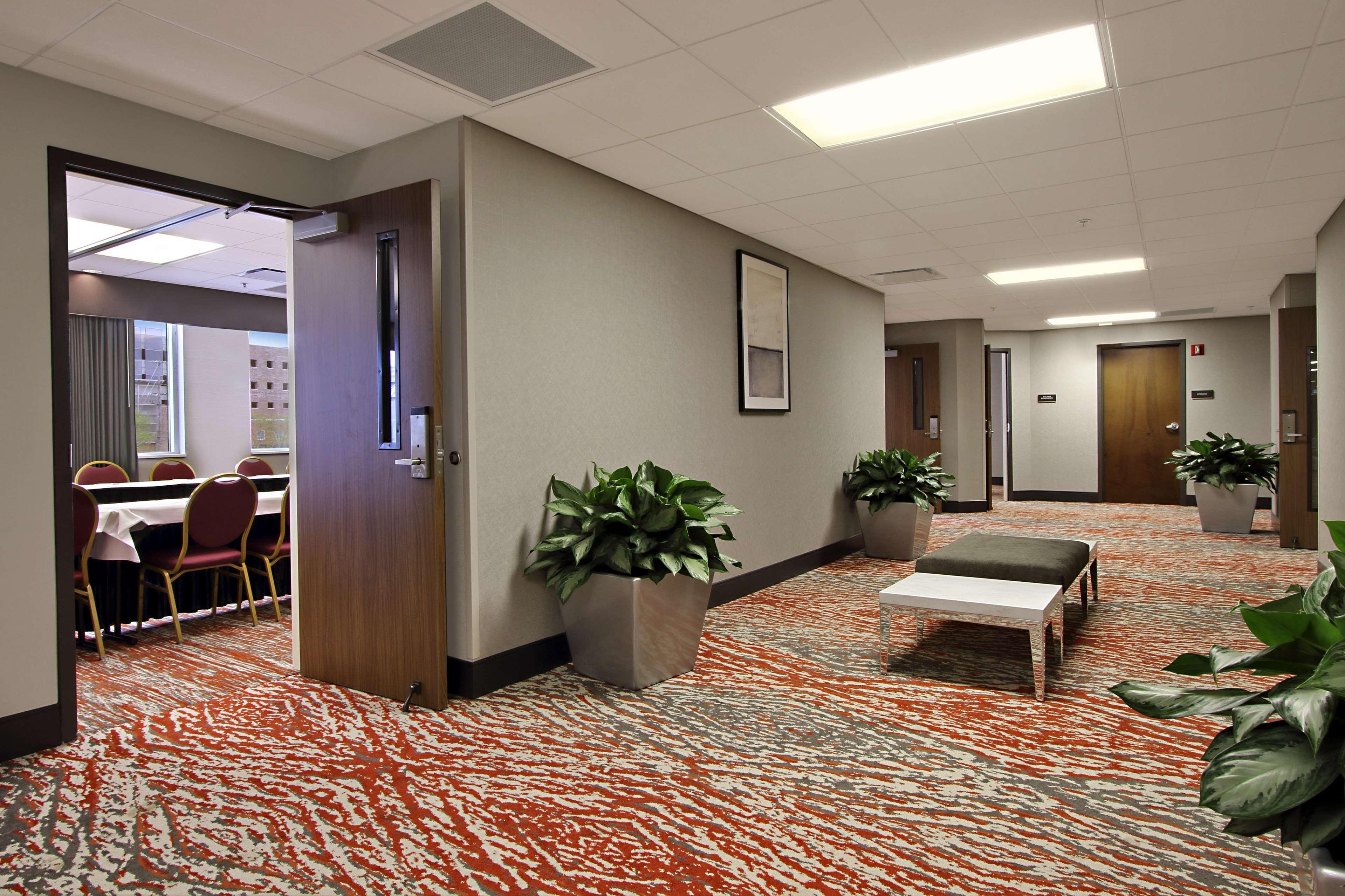Hampton Inn & Suites Columbus-Downtown, Ohio Екстериор снимка