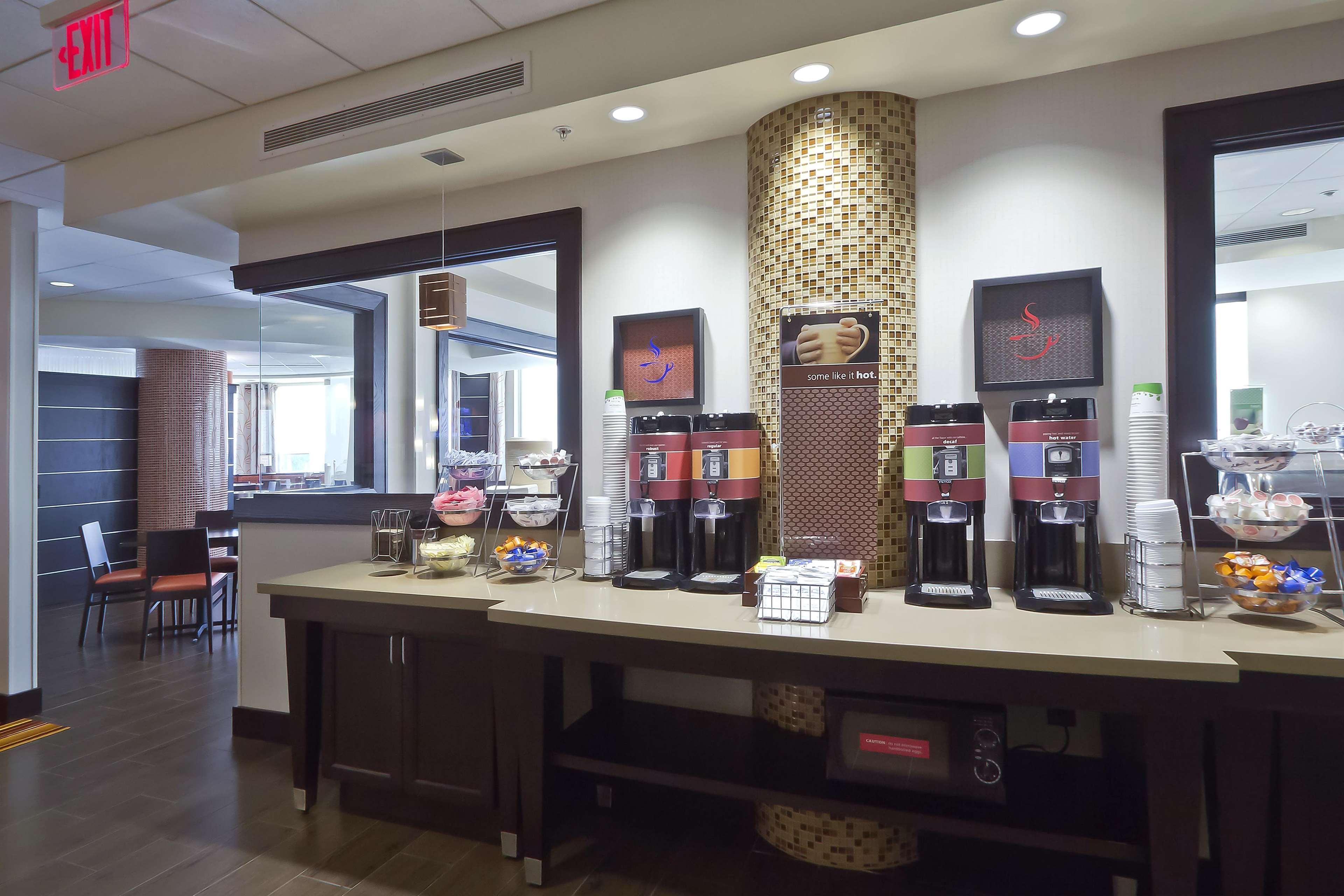 Hampton Inn & Suites Columbus-Downtown, Ohio Екстериор снимка