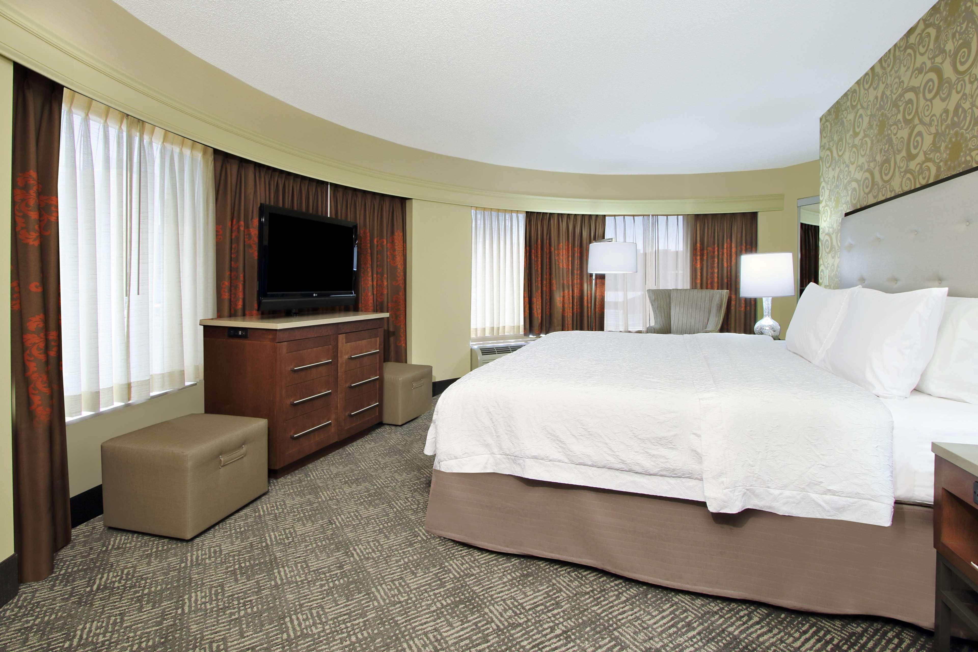 Hampton Inn & Suites Columbus-Downtown, Ohio Екстериор снимка