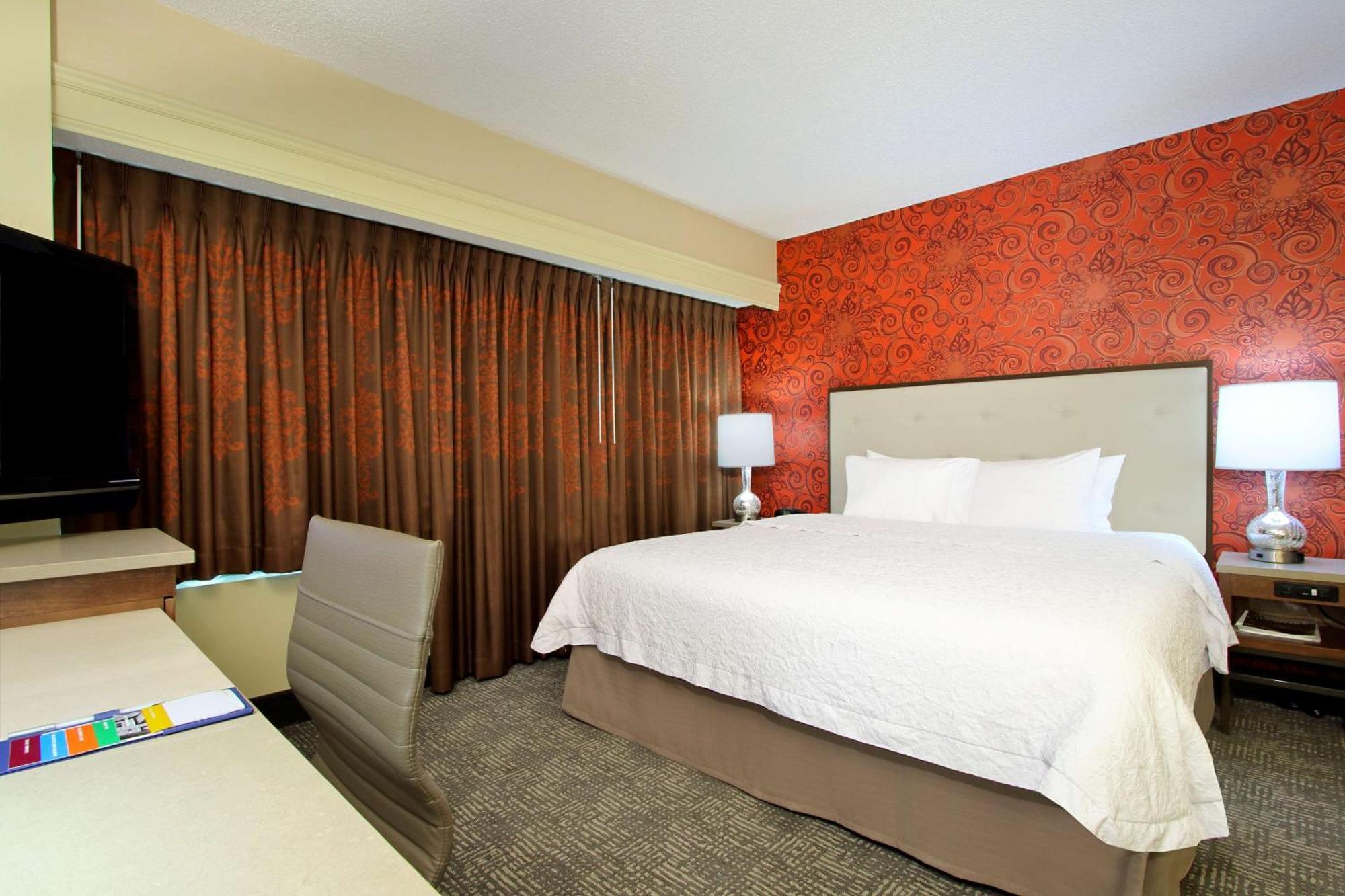 Hampton Inn & Suites Columbus-Downtown, Ohio Екстериор снимка