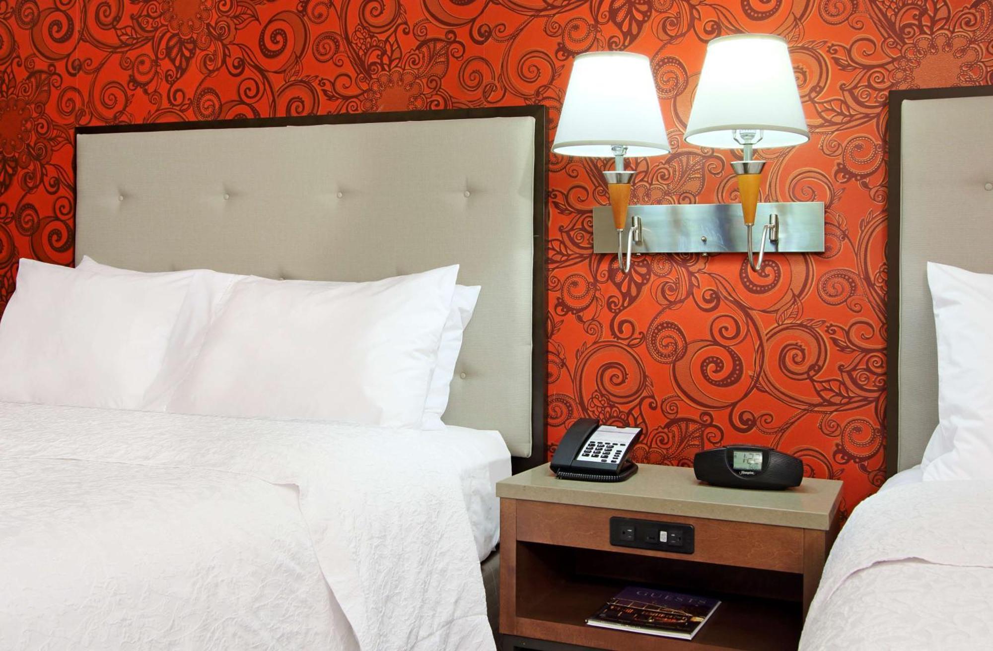 Hampton Inn & Suites Columbus-Downtown, Ohio Екстериор снимка
